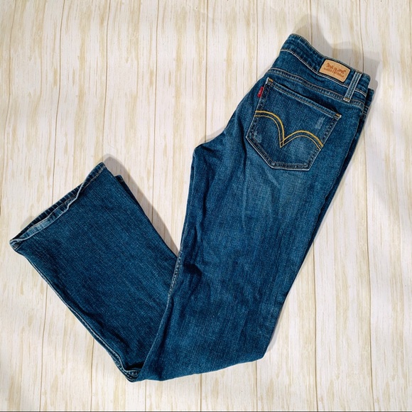 levi's size 30 equivalent